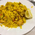 Estation de Benaojan - prosta kuchnia hiszpańska - paella con pollo, czyli ryż z kurczakiem, szafranem i odrobiną warzyw, bardzo dobre danie